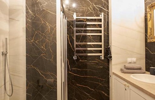 Minsk City Centre Apartment | Fully Renovated 2Bdr Apt in the Heart of Minsk