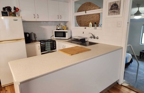 Tweed Heads House | Fun family escape! A stone's throw from the Tweed river & Coolie's beaches near.