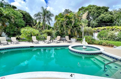 Gulfport House | Fun Getaway in the Sun Private Saltwater Pool Yard