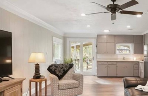 Conroe House | Fun lake inlet house. 2bd upn1bd down. Living areas and kitchens up & down