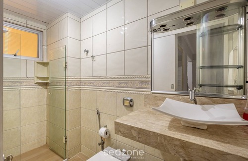 Centro Apartment | Functional Apt 120m From the Beach in BC Cec0302