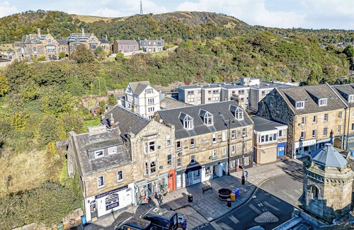 Burntisland Apartment | Funky Studio Near The Beach