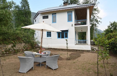 Manali House | FURAHA , Himalayan Villa Retreat, Manali