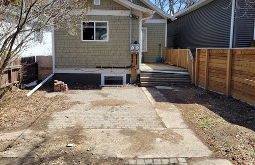 Saskatoon Downtown Apartment | Furnished 2 bedroom basement Suite by the River