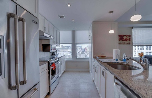 Chinatown Apartment | Furnished 2BR Apartment at Penn Quarters