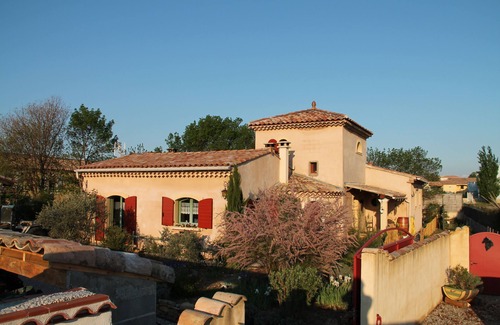 Ribaute-les-Tavernes Apartment | Furnished gîte, 2 to 4 pers Ground floor, garden with trees not overlooked and secure swimming pool