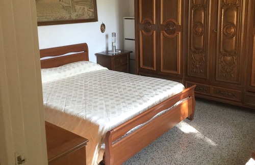 Mottola Apartment | furnished house with garden