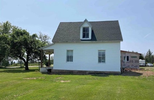 Shigawake House | Furnished, Rustic Farm House
