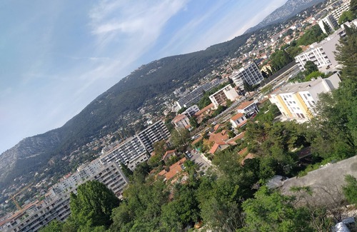 Bonneveine Apartment | Furnished T2 apartment with private parking by the beach