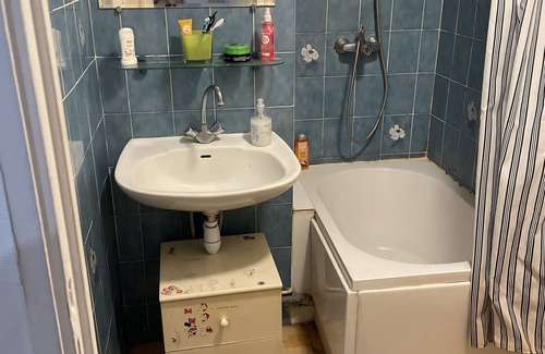 Bonneveine Apartment | Furnished T2 apartment with parking near the beach