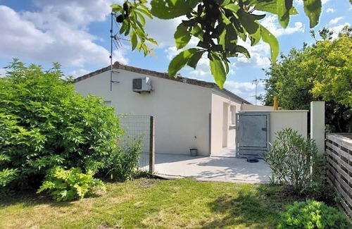 Medis Apartment | Furnished tourist accommodation at the entrance to Royan