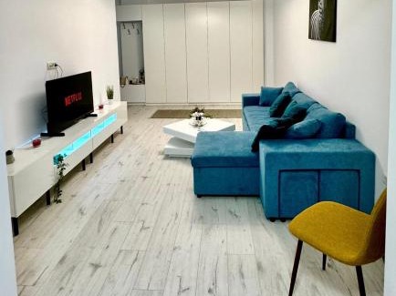 Sector 5 Apartment | Fusion Apartment in Sector 5 aproape de centru FA3