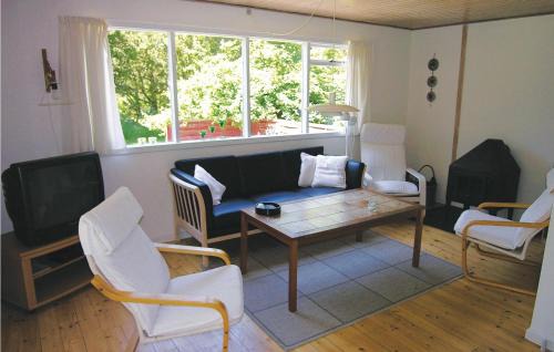 Pedersker House | Fyrreløs