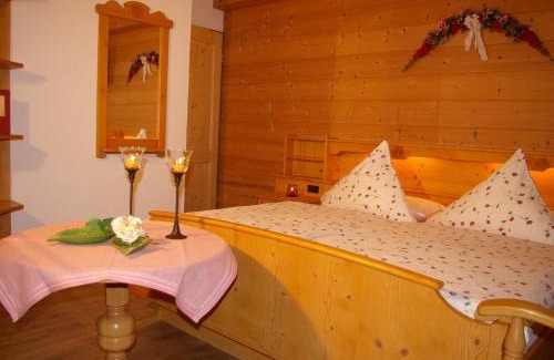 Oberschonau Apartment | Gästehaus Almblick