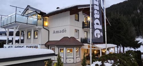 Flachau Apartment | Gästehaus Amadé