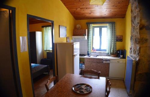 Grospierres Apartment | Gîte #20, 6 Pers, Domaine De Ribiere