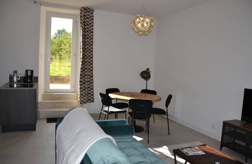Picauville House | Gîte 6 Personnes Chaleureux et au Calme à 15 Minutes des Plages du Débarquement