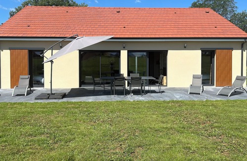 Saint-Pierre-le-Chastel House | Gîte au Pied du puy de Dôme