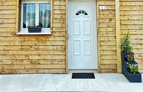 Moyenneville Bed & Breakfast | Gîte au P'tit Canin Pets welcome!
