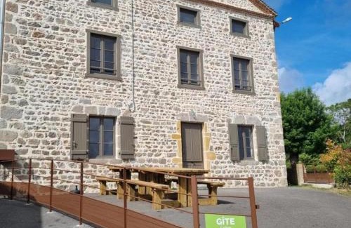 Le Crozet House | Gîte authentique pour 12 personnes avec animaux admis - FR-1-496-341