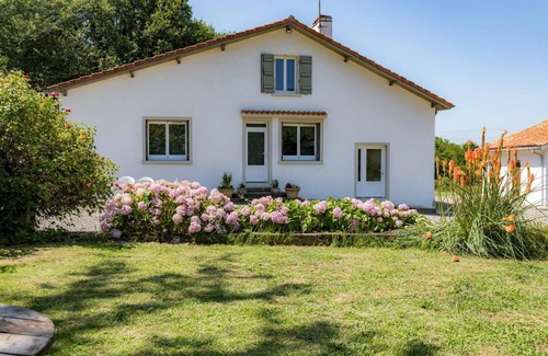 Eyres-Moncube House | Gîte Capérot - Eyres Moncube