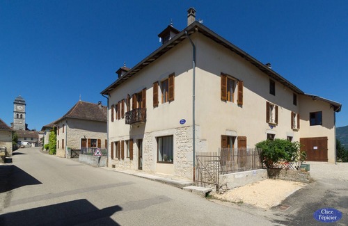 Brangues House | Gîte Chez l'Épicier