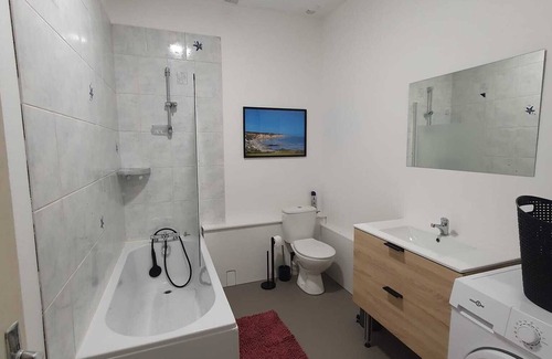 Hautot-sur-Mer Apartment | Gîte Clapec, Appartement Lumineux à 2 pas de la Plage et de Dieppe!