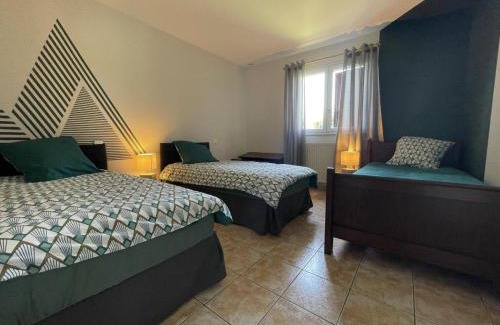 Saligny-sur-Roudon House | Gîte confortable avec terrasse privée pour des escapades nature - FR-1-489-461