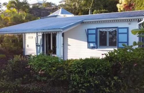 Grande Anse House | Gîte Créoline 4* avec piscine, clim et parking proche plage - FR-1-786-32