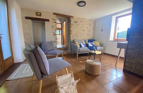 Saint-Silvain-sous-Toulx House | Gîte de la Borderie, Maison de Campagne, Idéal Famille. Animaux Bienvenus