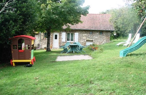 Sainte-Fortunade Villa | Gîte de France Gite of chouvert "francois" 3 ears - Gîte de France 4 people
