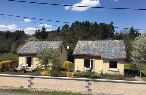Jassat House | Gîte de la Tortue - Murol