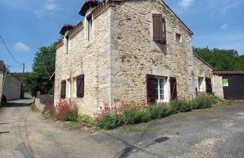 Valroufie House | Gîte de Merle Castel - BELLEFONT LA RAUZE