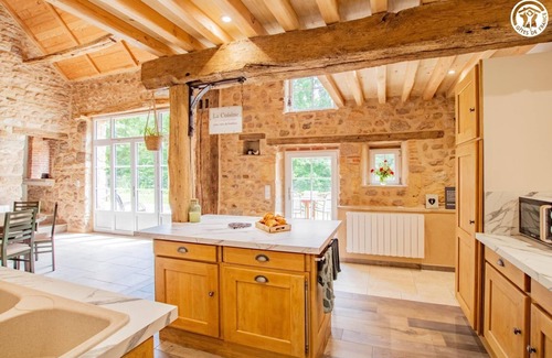 Curbigny House | Gîte des Frênes - CURBIGNY