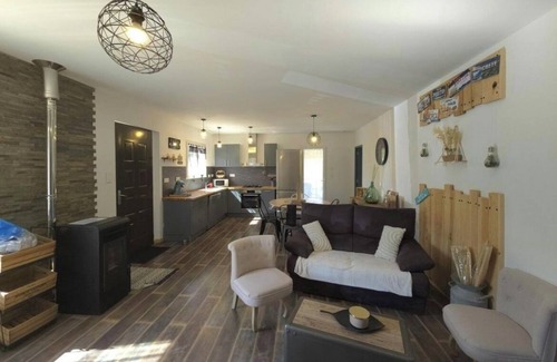 Saint-Cybranet House | Gîte des Vignes à Proximité des Châteaux