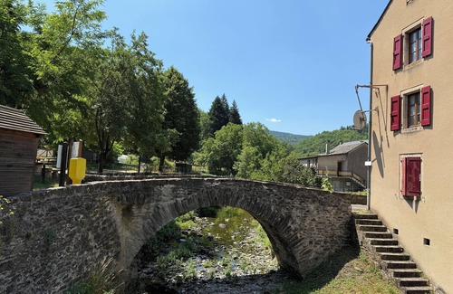 Fraissinet-de-Fourques House | Gîte du vieux four 1 to 4 people in Fraissinet de Fourques.