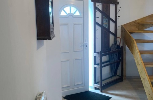 Ygrande House | Gîte du Sabotier near the spa Bourbon l'Archambault pets welcome