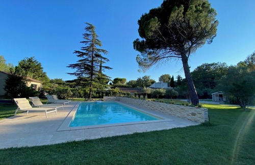 Loriol-du-Comtat House | Gîte en Provence Proche Mont Ventoux et à 2 pas des Commerces