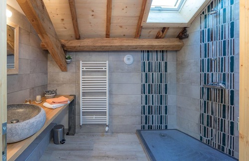 Saint-Jean-Saint-Nicolas Cottage | Gîte Coste Belle 10 Persons