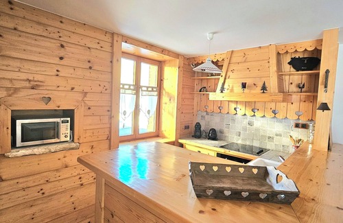 Saint-Laurent-en-Grandvaux House | Gîtes Les Farfouilles