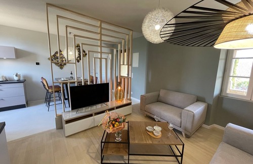 Saint-Medard Apartment | Gîte Indépendant 2 Personnes - Non Fumeur - Parking