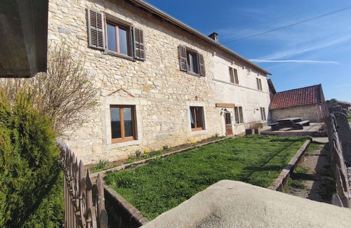Narbief Cottage | Gîte l'Authentique, 3 stars, pool container and 900m2 enclosed park