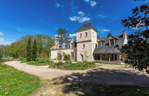 Cellettes House | Gîte L'orangerie Château de Conon