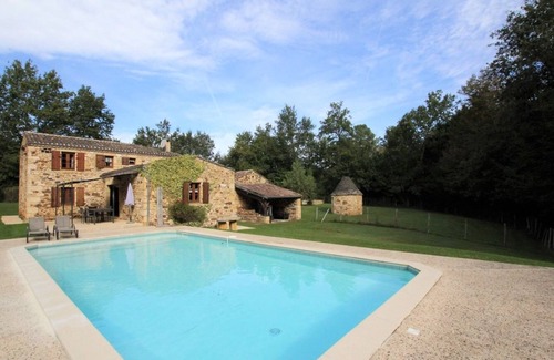 Biron Cottage | Gîte le Mounard 1 BIRON - 10 persons private heated pool