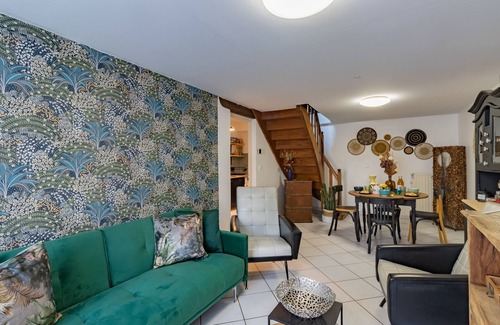 Monpazier House | Gîte Le Pétassou - Two Bedroom House, Sleeps 4