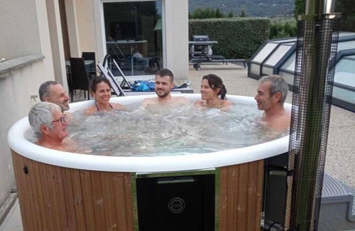 Sainte-Croix-en-Jarez House | Gîte Les Hauts de Jurieux : Des Activités Pour Tous!