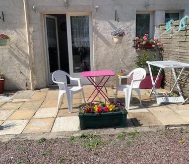 Noyelles-sur-Mer Apartment | Gîte Les Roses - Plain-pied - Calme - WIFI Gratuit