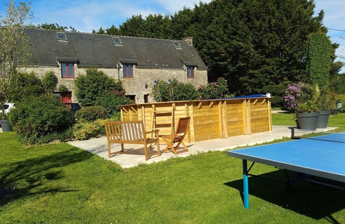 Berric Cottage | Gîte Maézoù, cozy T2, ground floor in longère, countryside & 13km sea