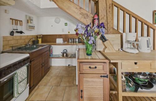 Montignac House | Gîte mitoyen - piscine commune - 4 personnes