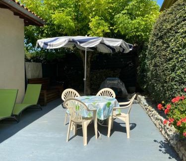 Colayrac-Saint-Cirq Apartment | Gîte Moncherie